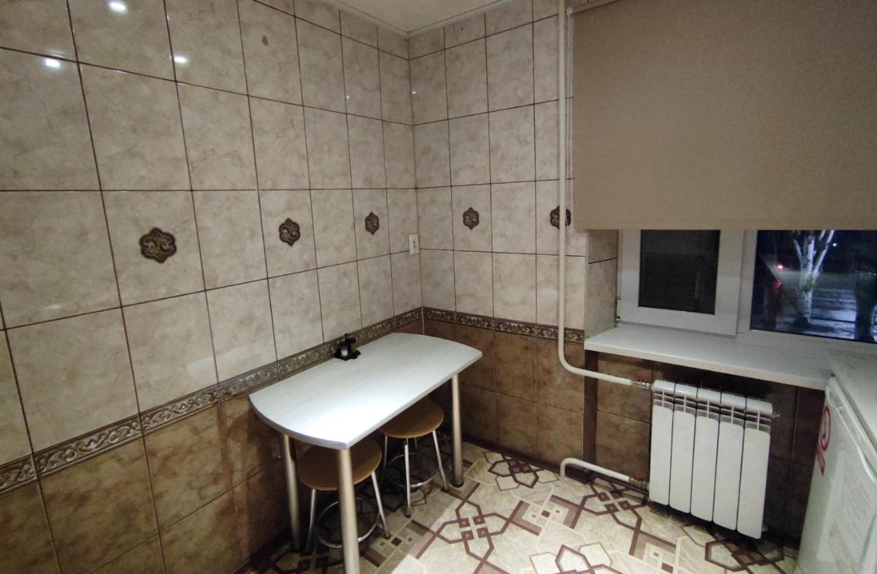 Апартаменты В Центре Металлургов 27 Kr Apartments Krivij Rih Kültér fotó