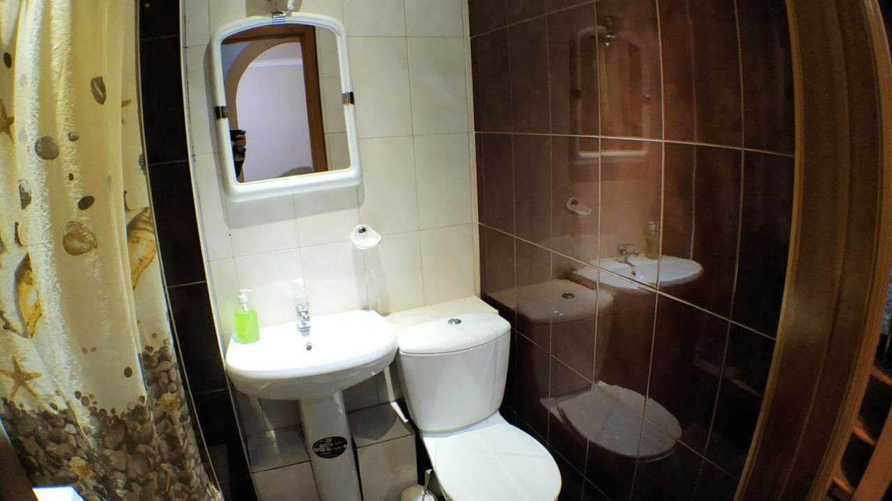 Апартаменты В Центре Металлургов 27 Kr Apartments Krivij Rih Kültér fotó